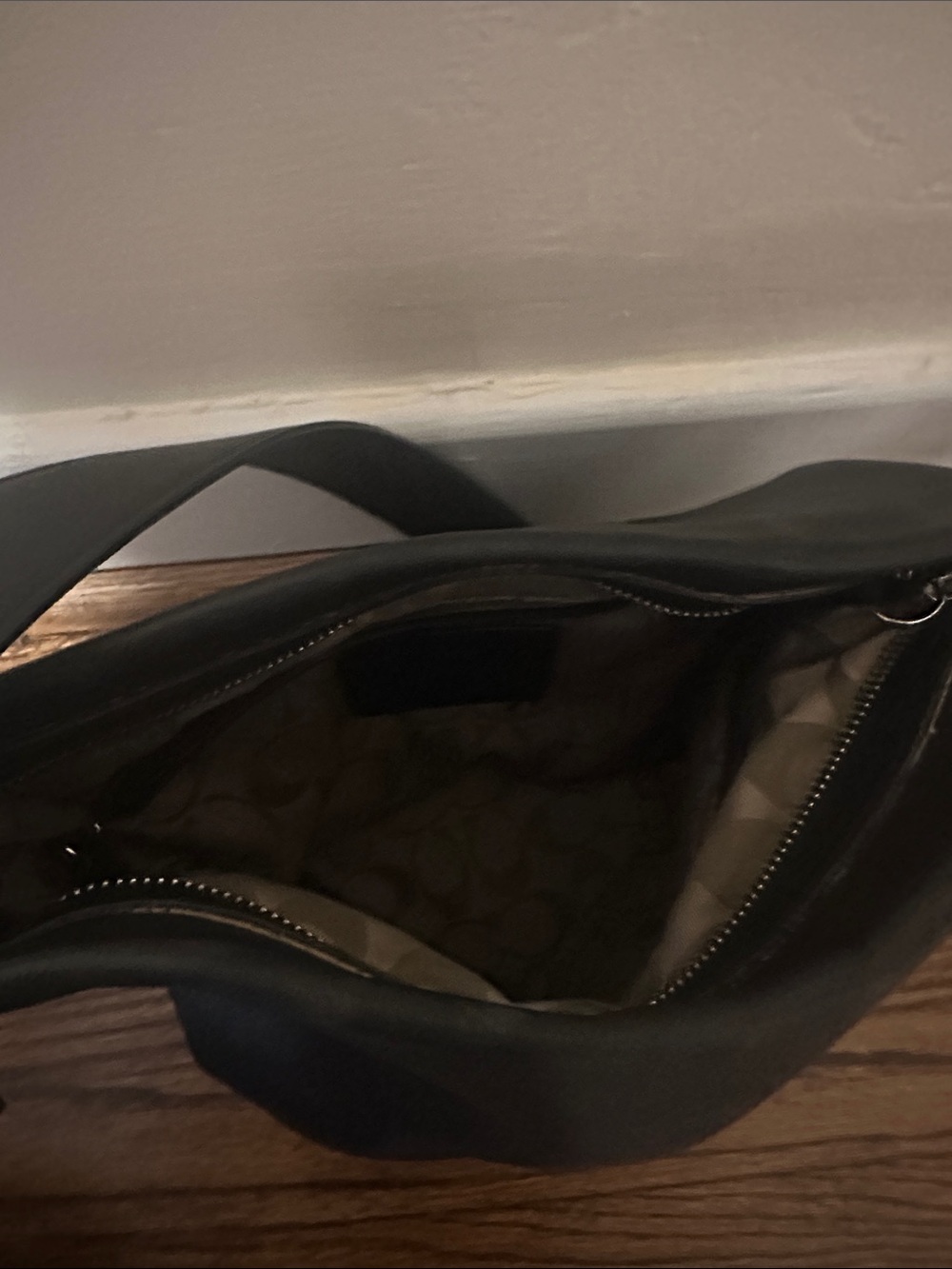 Coach Black Leather Hobo Shoulder Bag - Picture 4 of 5